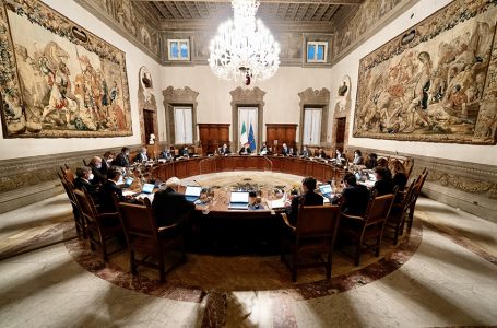 Caro-bollette. In Gazzetta Ufficiale il decreto-legge per il contenimento dei costi dell’energia elettrica e del gas naturale